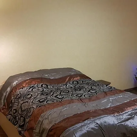 Apartment Redwood