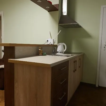 Redwood Apartment
